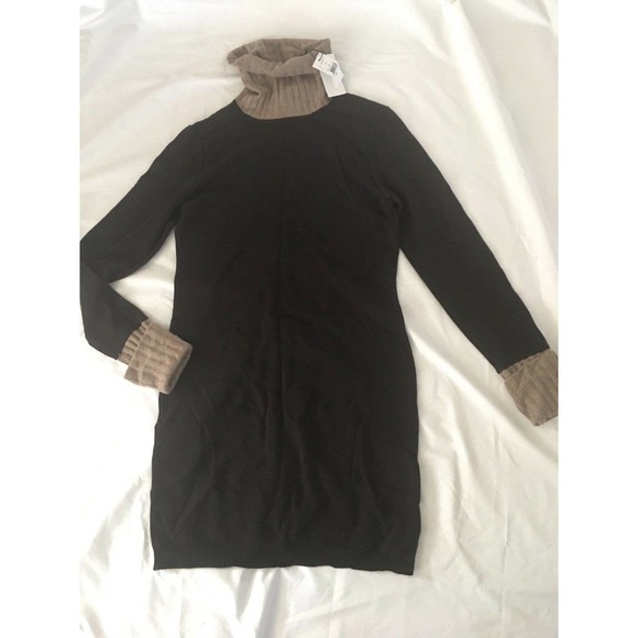 Magaschoni 100% Cashmere Turtleneck dress new with tags size medium